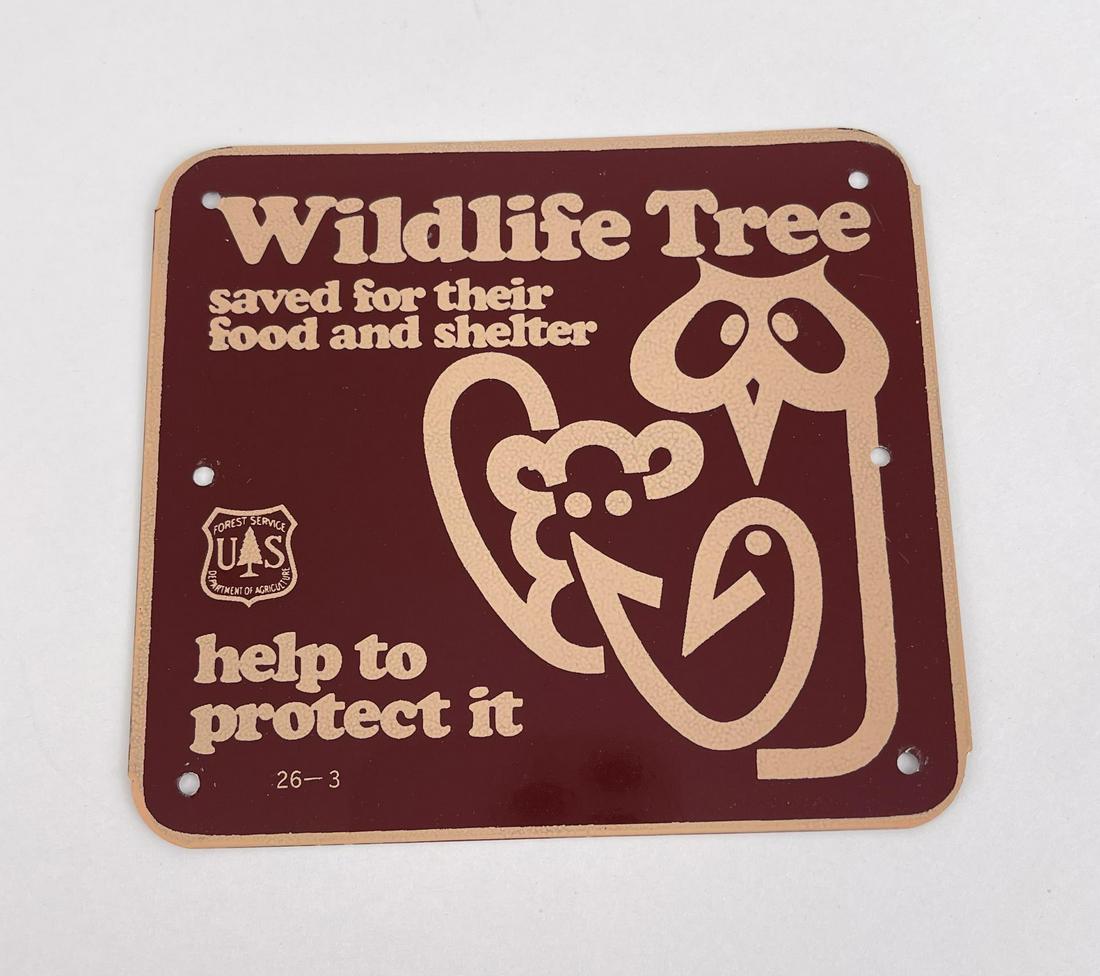 USFS US Forest Service Wildlife Tree Sign: Nice original sign. 4.5" by 5".