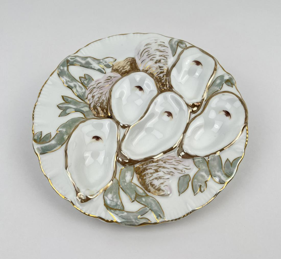 Antique Porcelain Oyster Plate Continental Turkey: 8 5/8" diameter. Same plate pattern as used in the White House by Rutherford Hayes. Gilman Collamore.