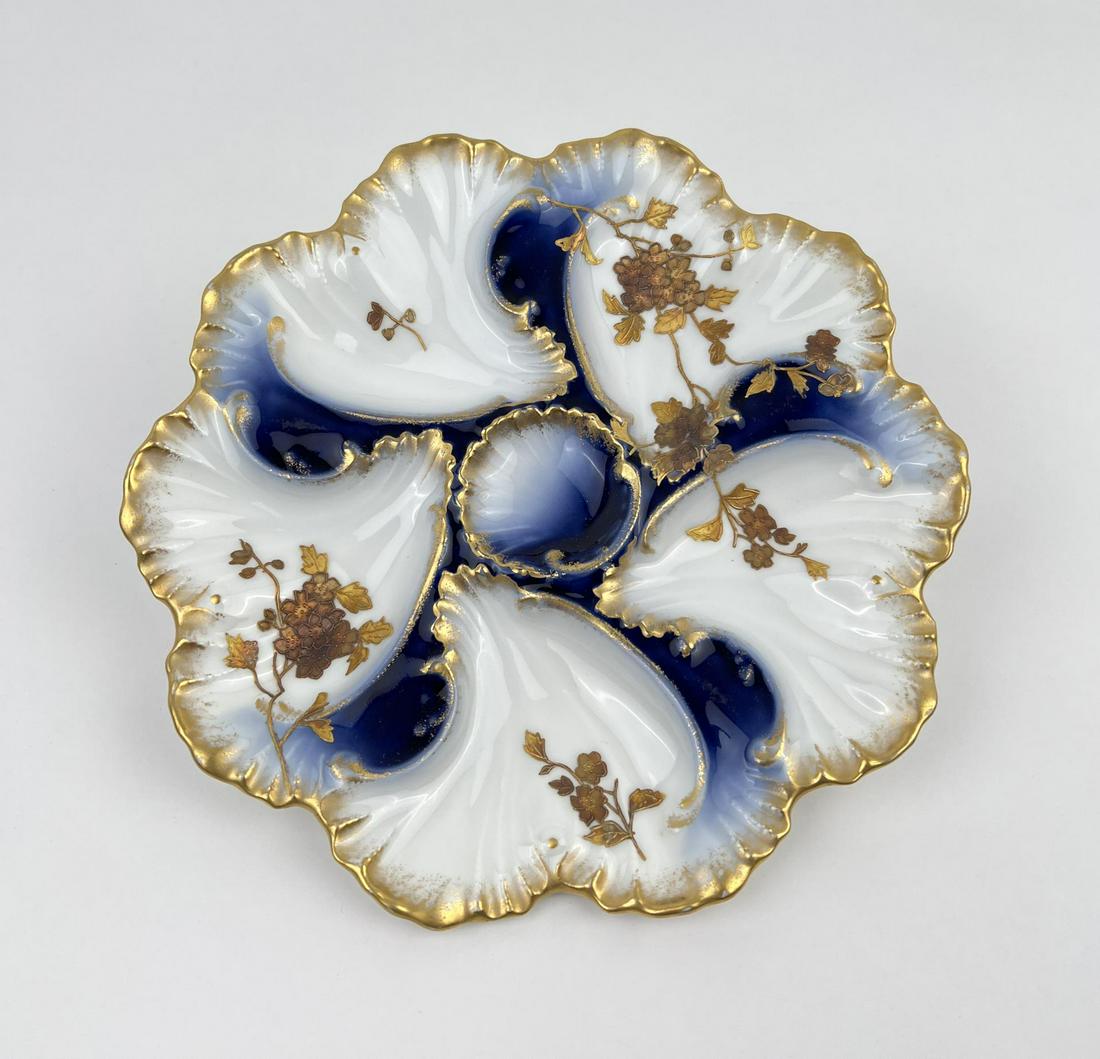 Antique Limoges Porcelain Oyster Plate: 9 1/8" diameter.