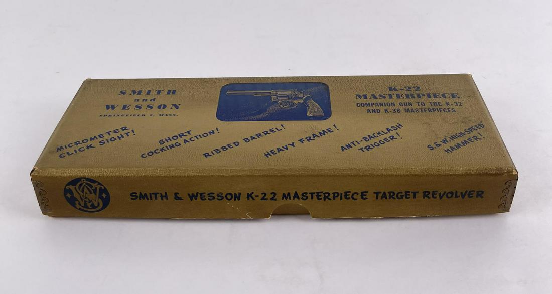 Smith and Wesson K-22 Masterpiece Box (1 of 5)