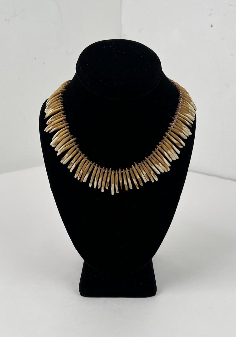 Plains Native American Indian Deer Tooth Necklace: 8" long. Allard Auction Collection Inv: HUN