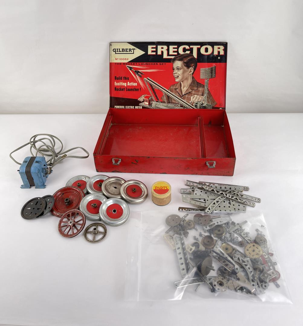 Gilbert Erector Toy Set: Nice set.