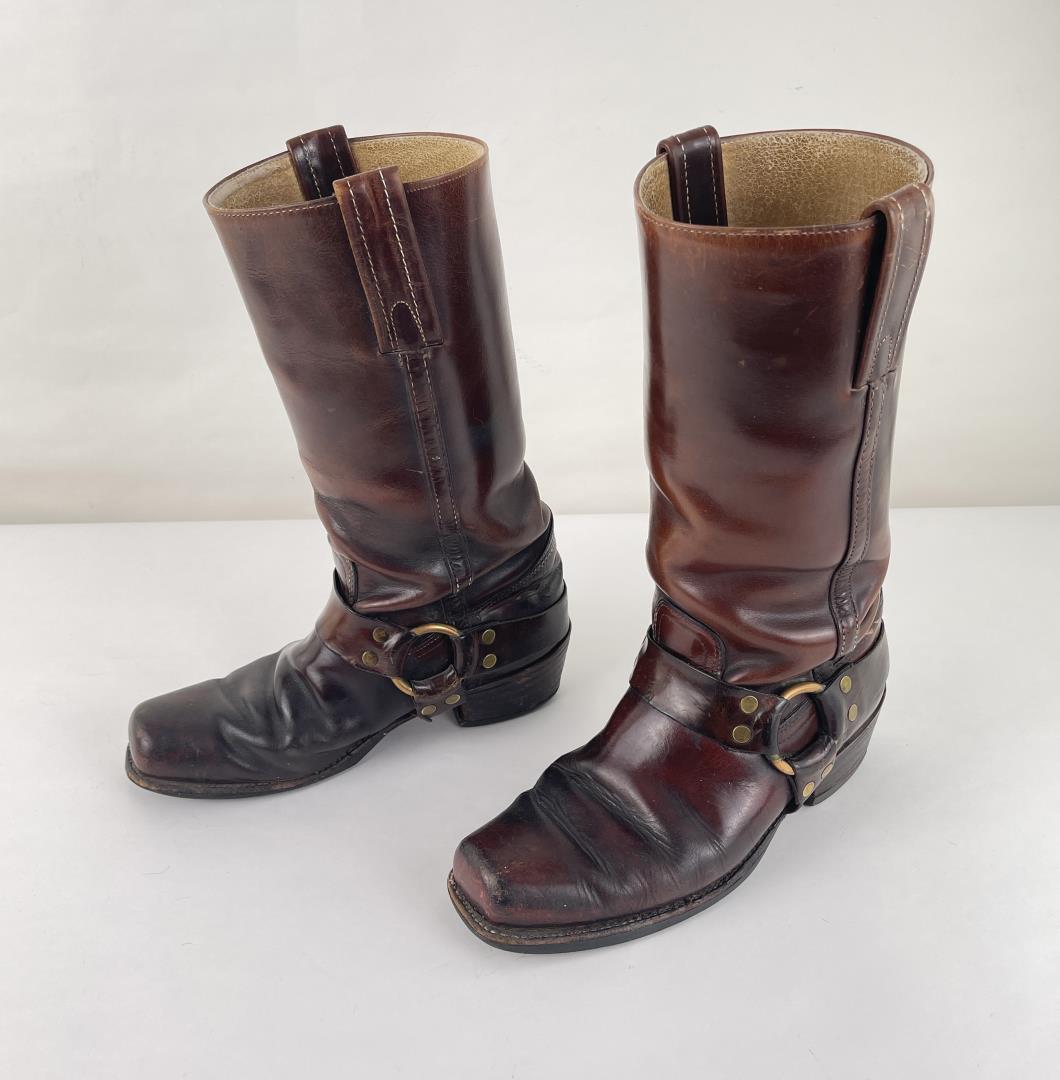 Frye 9 1/2D Leather Motorcycle Boots: Nice set of boots.
