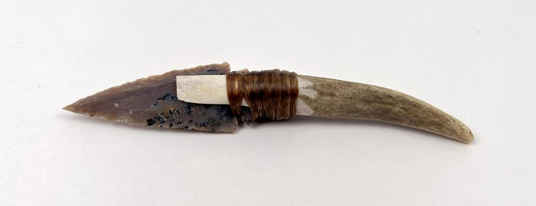 Bo Earls Handmade Horn Handle Knife: Handmade by Bo Earls. Bo is one of the finest modern flint and obsidian knappers. His knives are some of the nicest money can buy. The handle is whitetail deer horn. 5 3/4" long