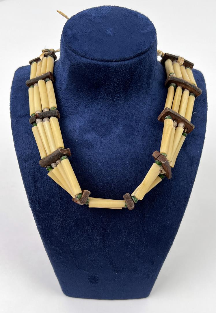 Native American Indian Hair Pipe Bone Necklace: 24 5/8" long when open. Allard Auction Collection Inv: AX