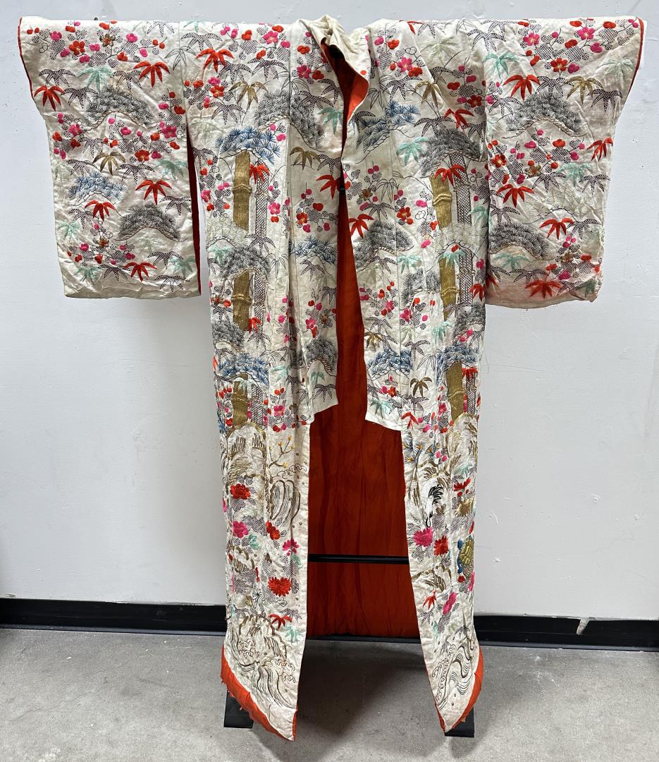 Antique Japanese Kimono (1 of 6)