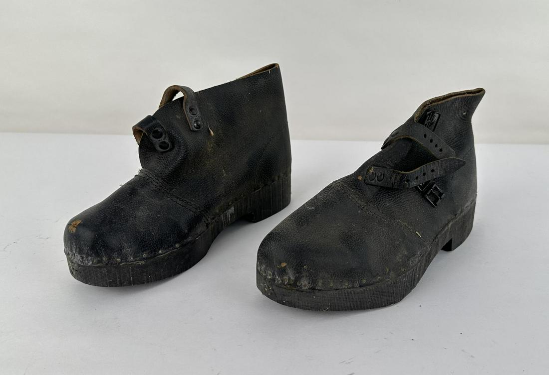 WW2 German Wooden Soled Marching Shoes: Size 41