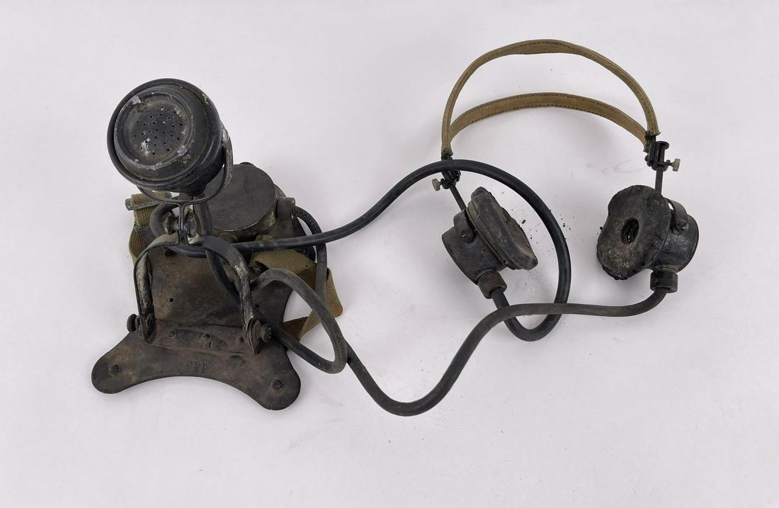 WW2 US Navy Chest Microphone and Headset: Pair