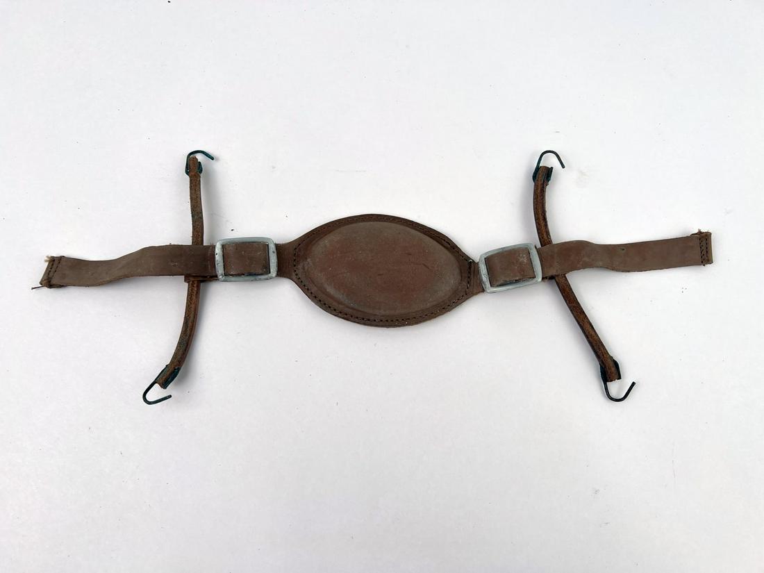 WW2 US Navy Talkers Helmet Chin Strap: Deadstock.