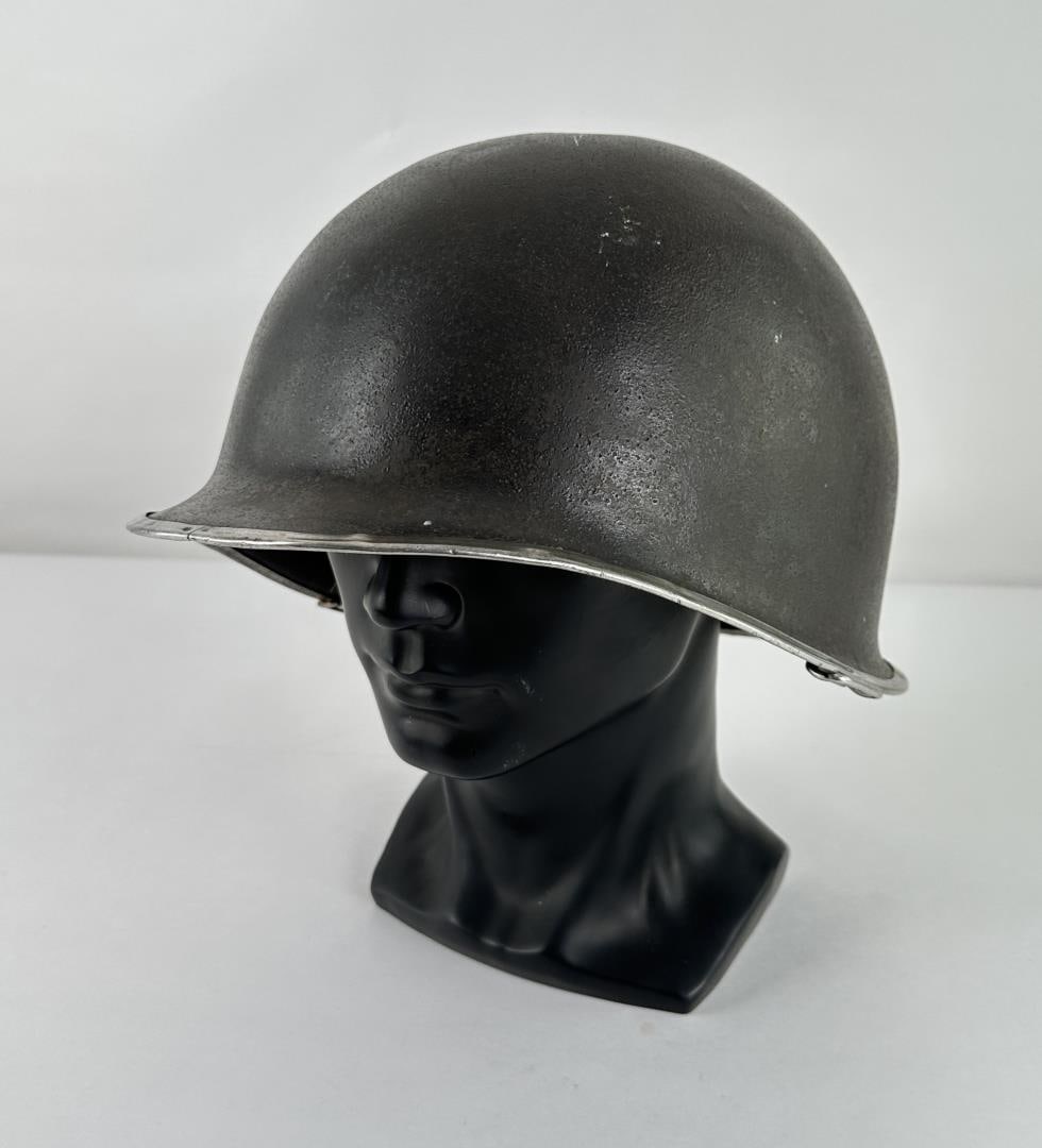 WW2 Front Seam M1 US Army Helmet (1 of 8)