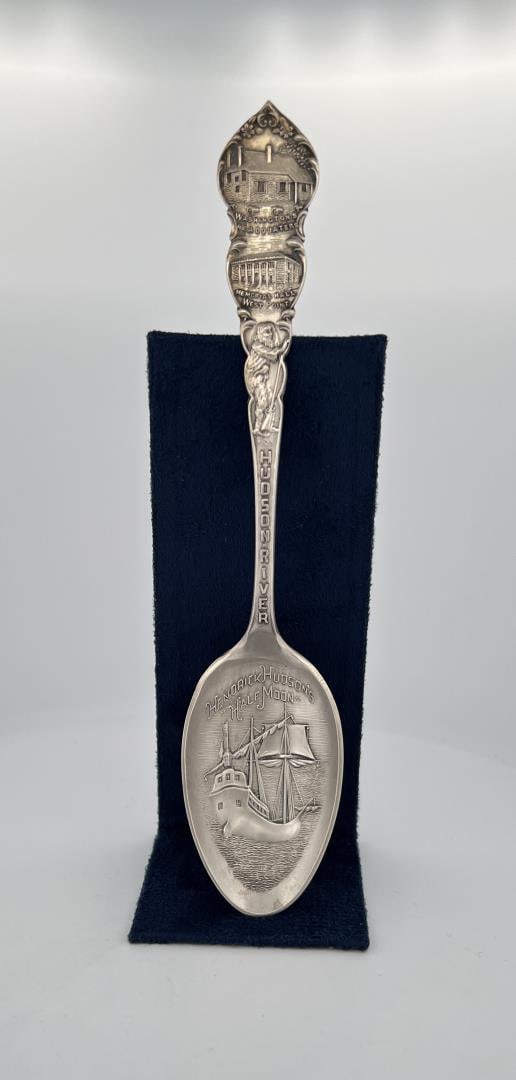 Hudson River Sterling Silver Spoon: 28.95 grams. Hendrick Hudson's Half Moon.