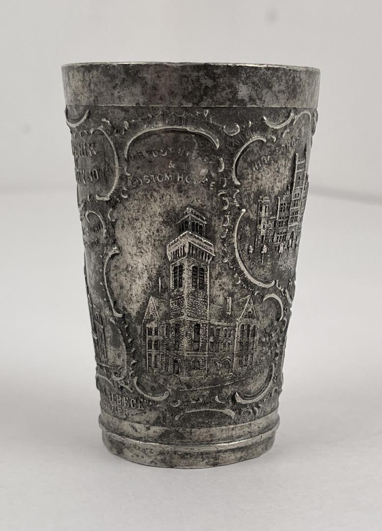 Sioux City Iowa Souvenir Cup: 3 3/8' tall, 2 1/4' in diameter