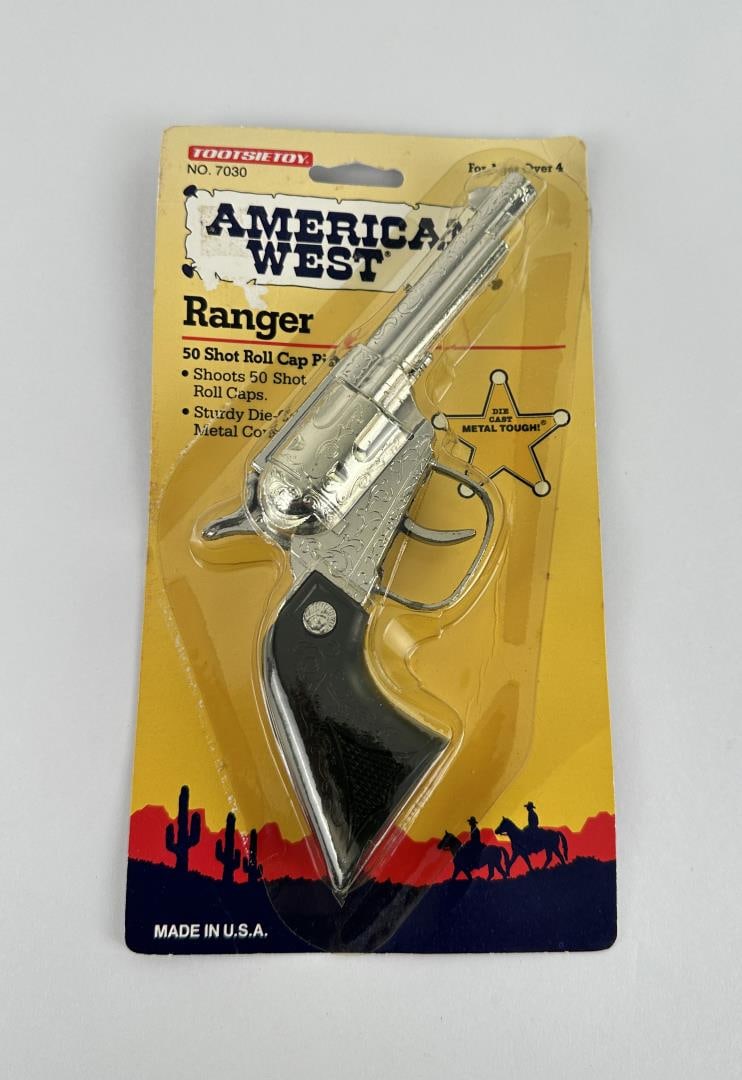 Tootsietoy Ranger Cap Gun: New in package.