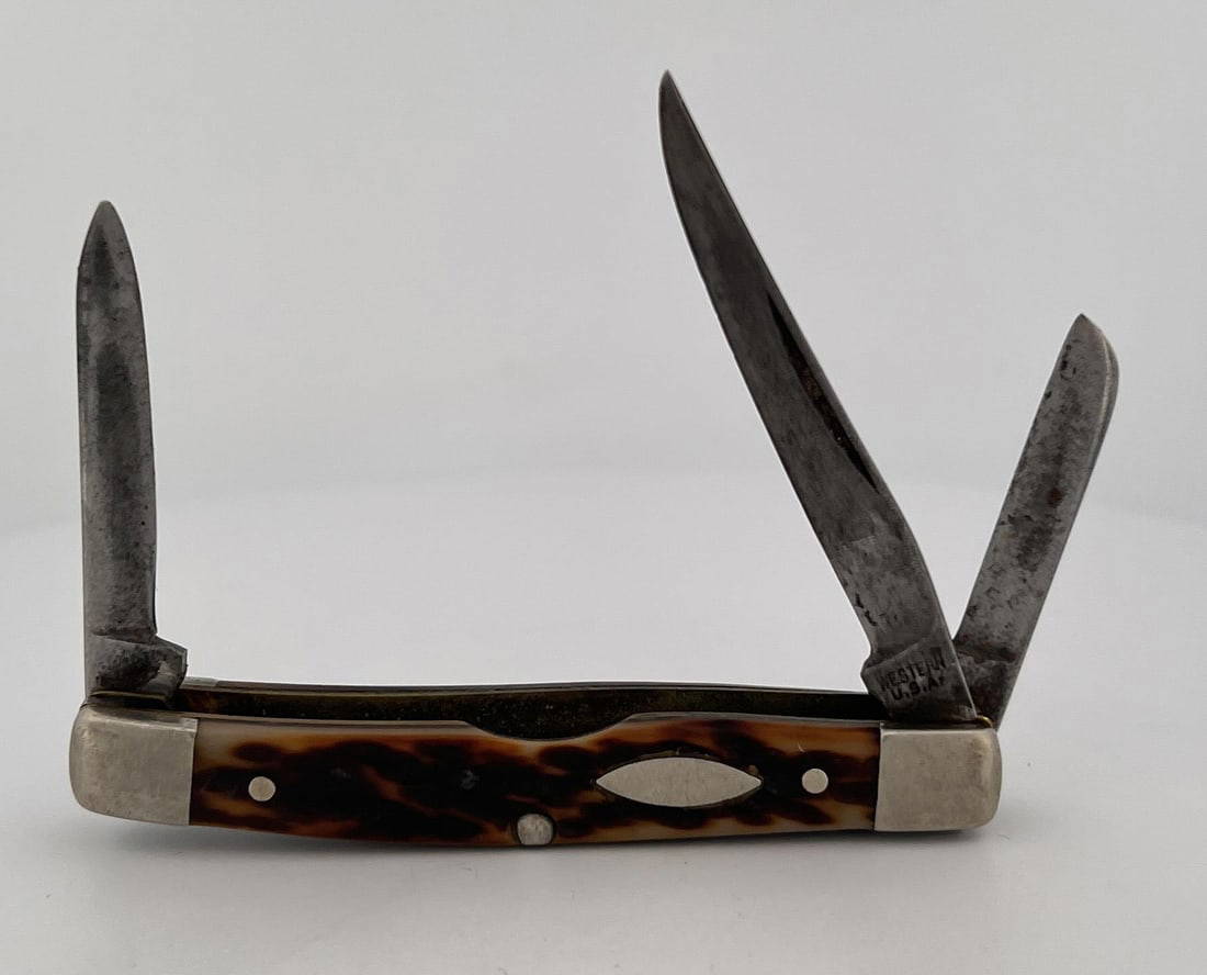Western 445 Pocket Knife Auction