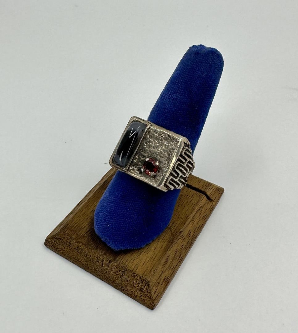 Sterling Silver Montana Agate and Garnet Ring: Size 9