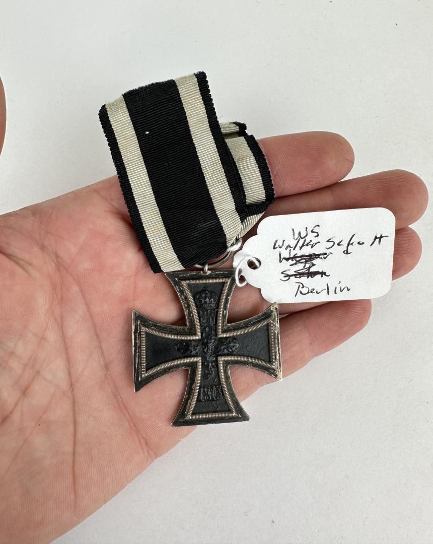 WWI WW1 German Iron Cross Walter Schott: Nice original Iron Cross.