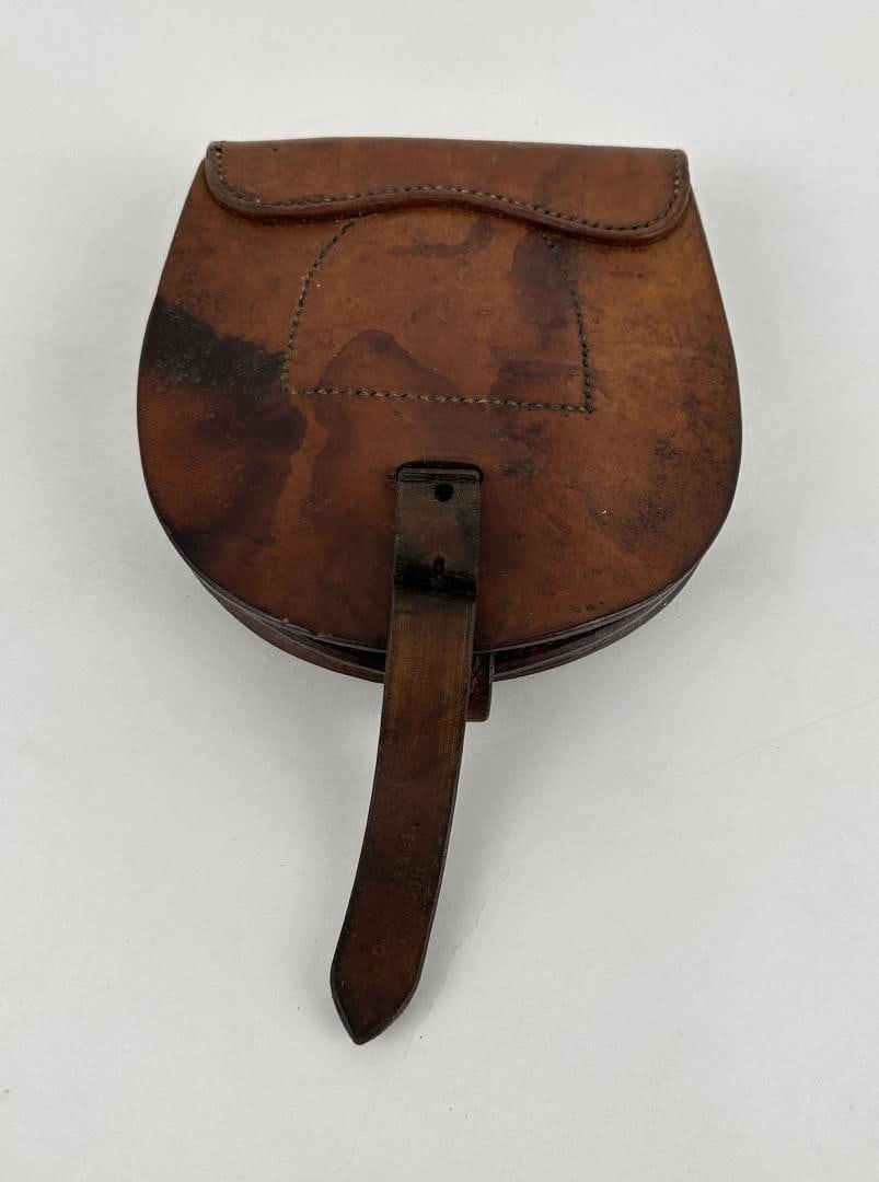 WW1 WWI Cavalry Spur Horseshoe and Nail Pouch: Scarce
