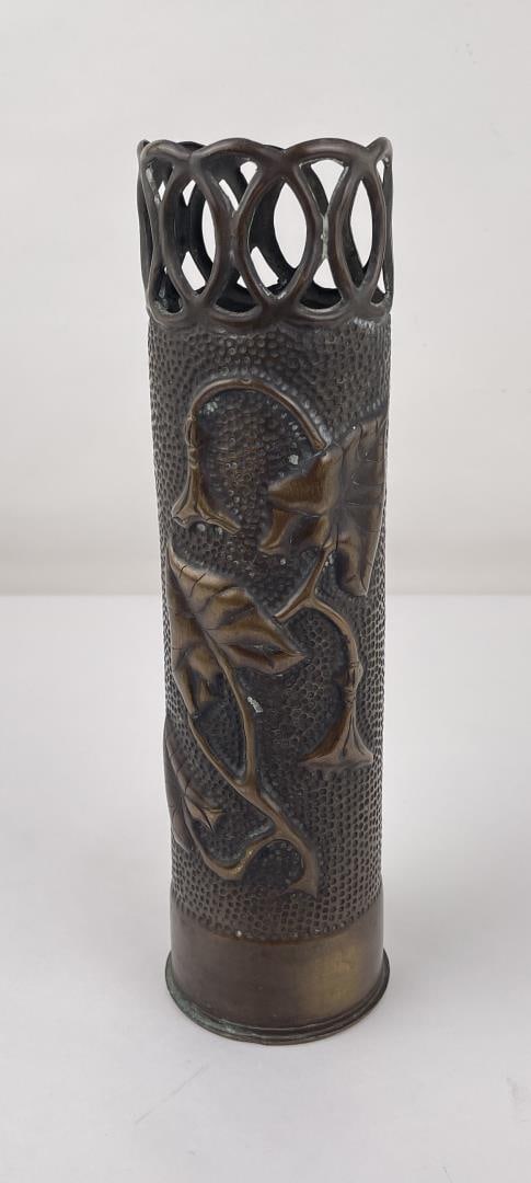 WW1 WWI 75mm Trench Art Shell: Very nice ornate example. 12" tall by 3" diameter base.