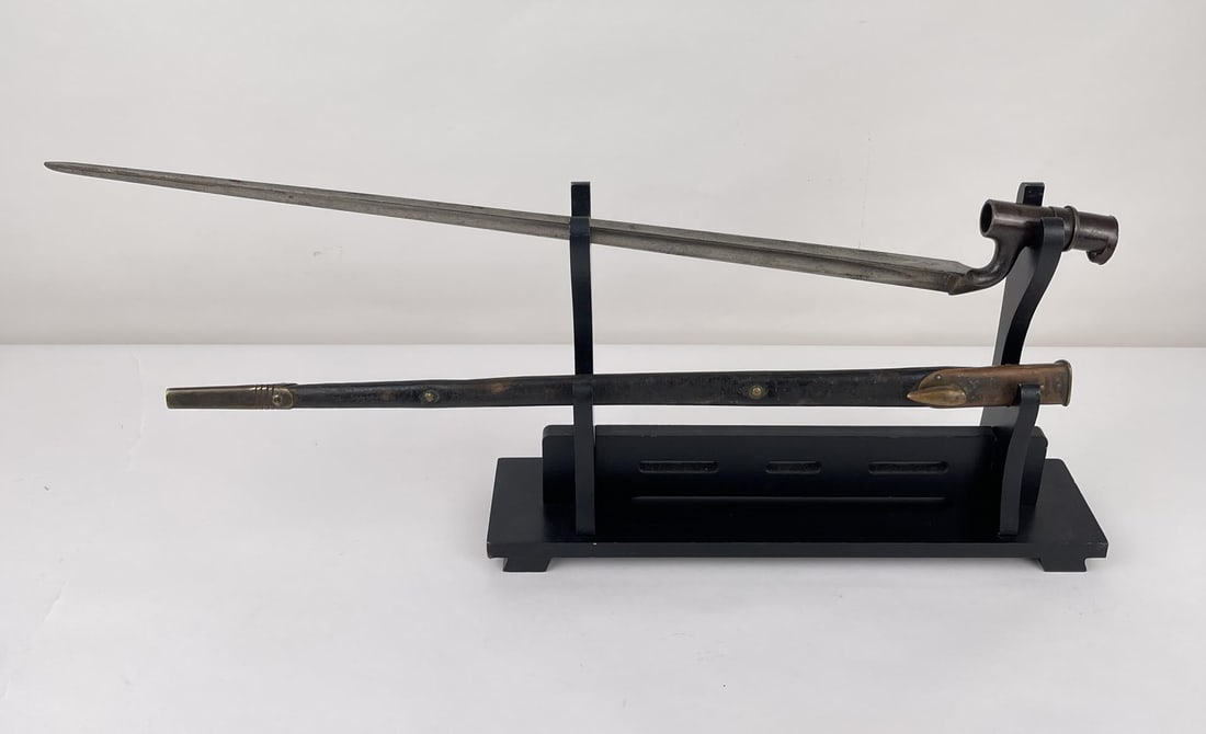 British 5-70 Martini Henry Bayonet w/ Scabbard: nice example