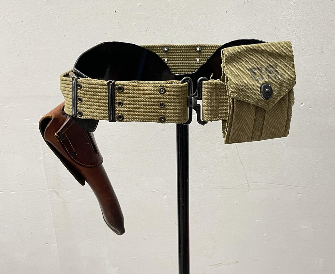 WW2 Colt 1911 Pistol Belt Holster: Nice set. Belt measures 35 1/2" open.