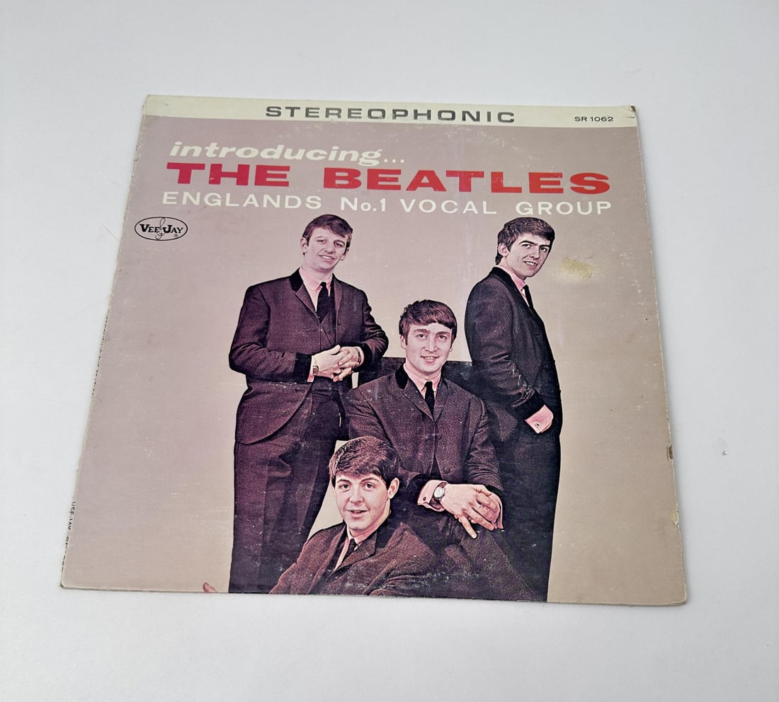 Introducing The Beatles Record Album VJLP 1062: Version 1. Third edition. 1964. Rare.