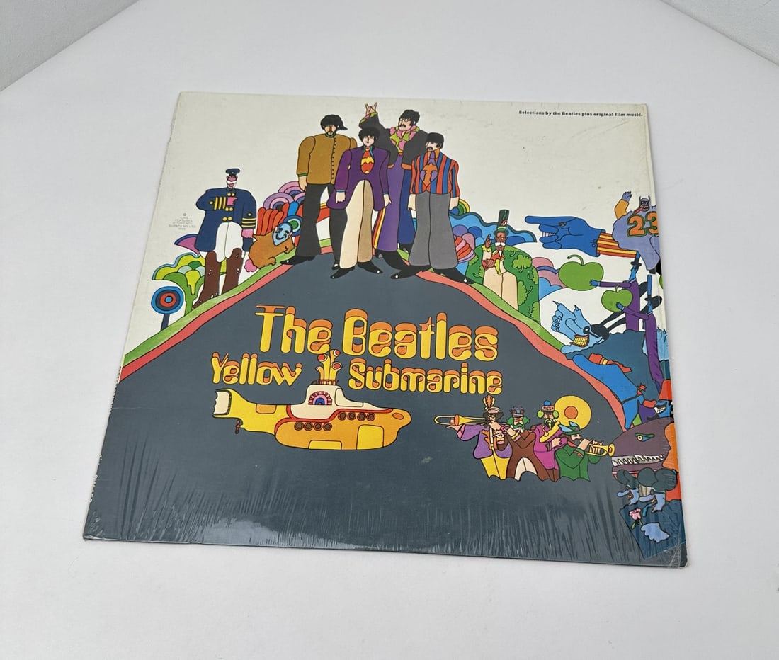 The Beatles Yellow Submarine SW 153 Record: Stereo version.