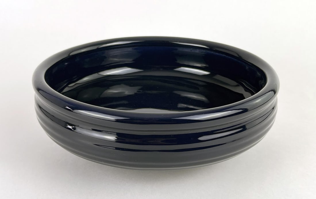 Bauer Pottery Ring Ware 2000 Console Bowl: 10 1/4" diameter, 3 1/2" tall.