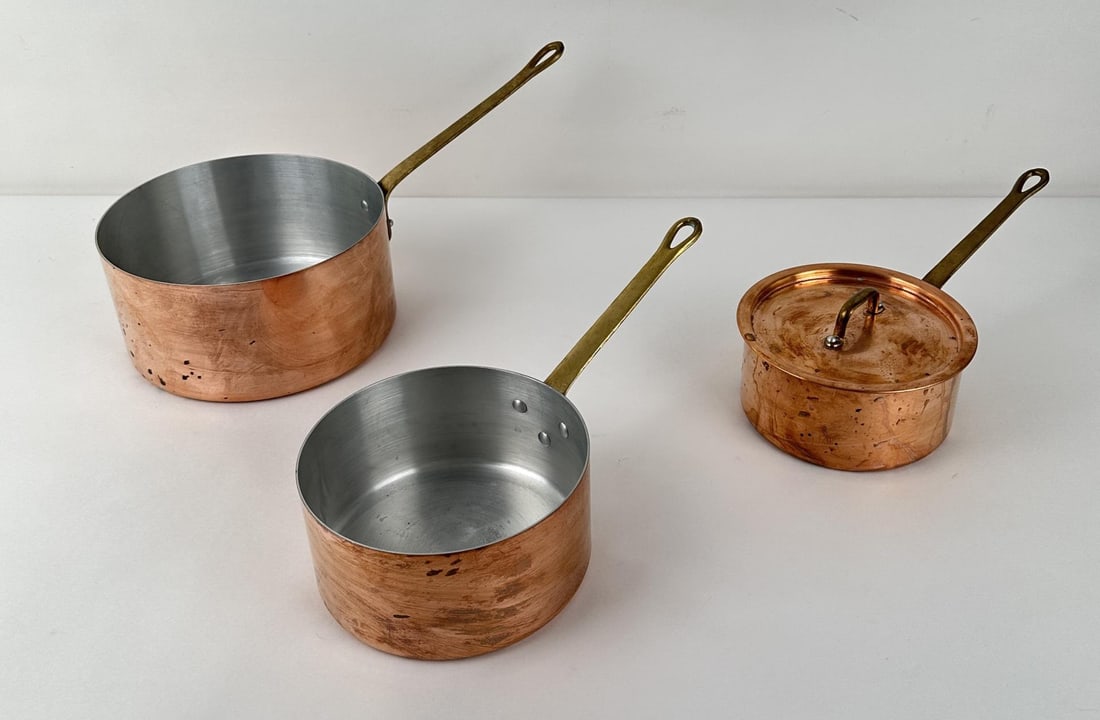 French Copper Cooking Pots: Nice grouping.