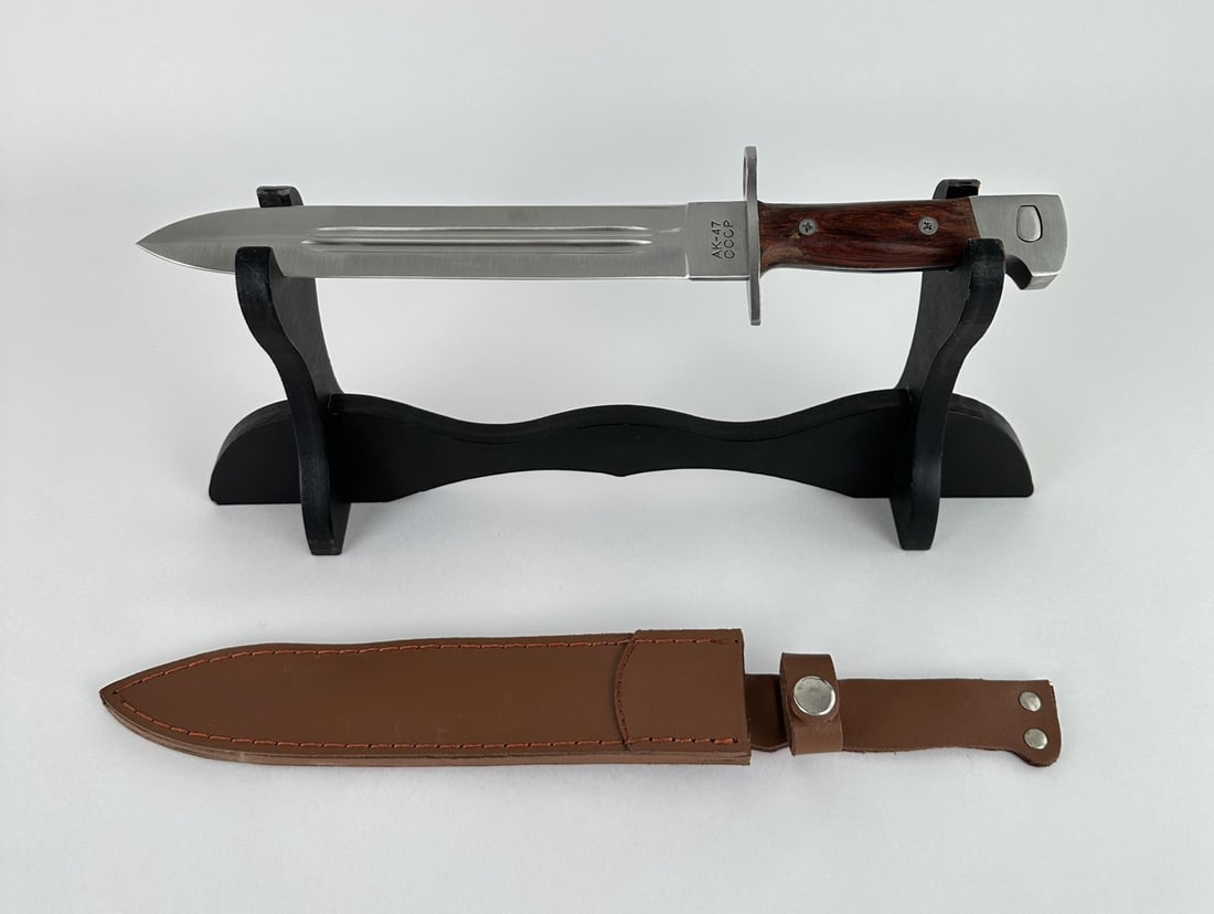 AK-47 CCCP Russian Bayonet: Reproduction.