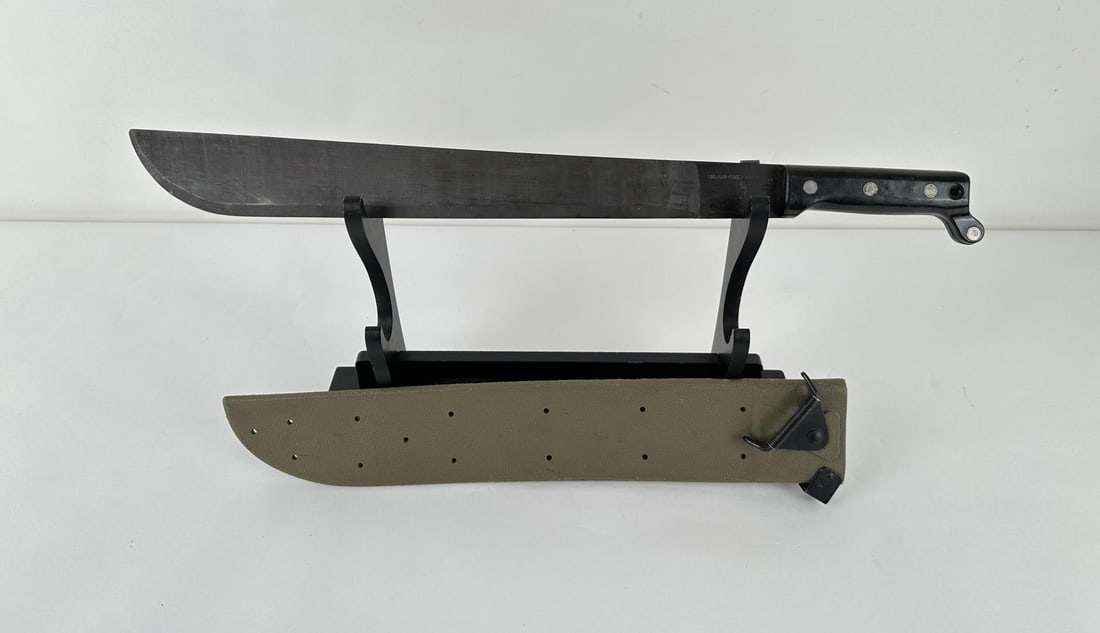 Vietnam War US Army Machete: Ontario. 1968 dated.