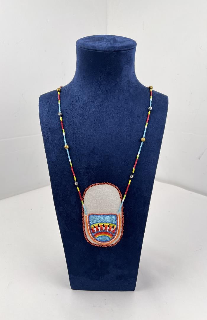 Beaded Native American Indian Pouch Necklace (1 of 3)