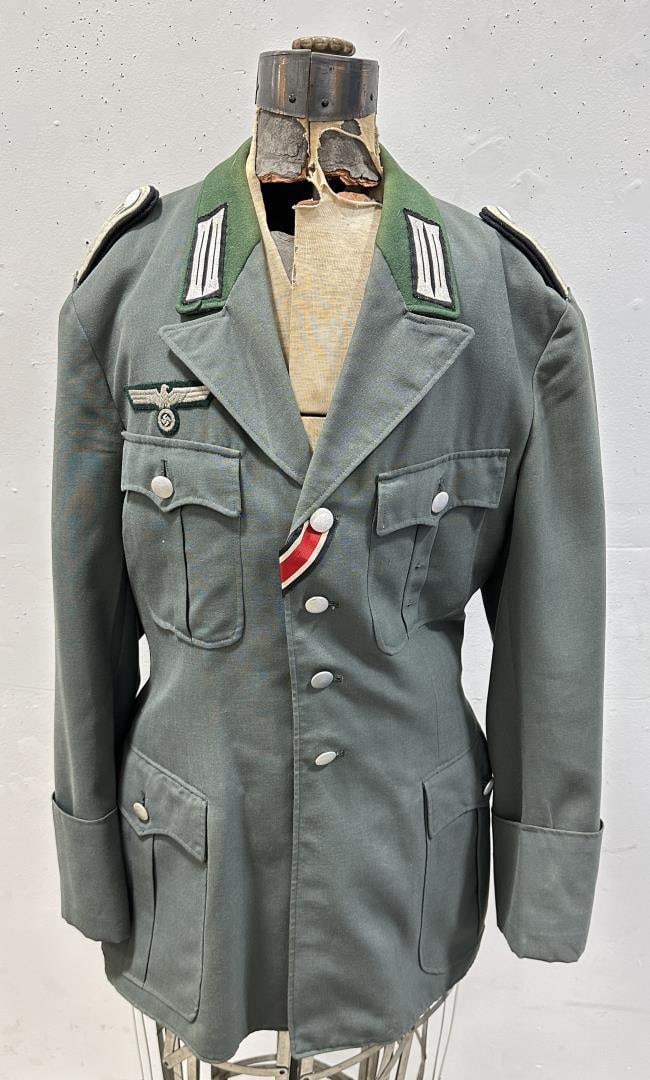 WW2 German Heer Army Uniform (1 of 7)