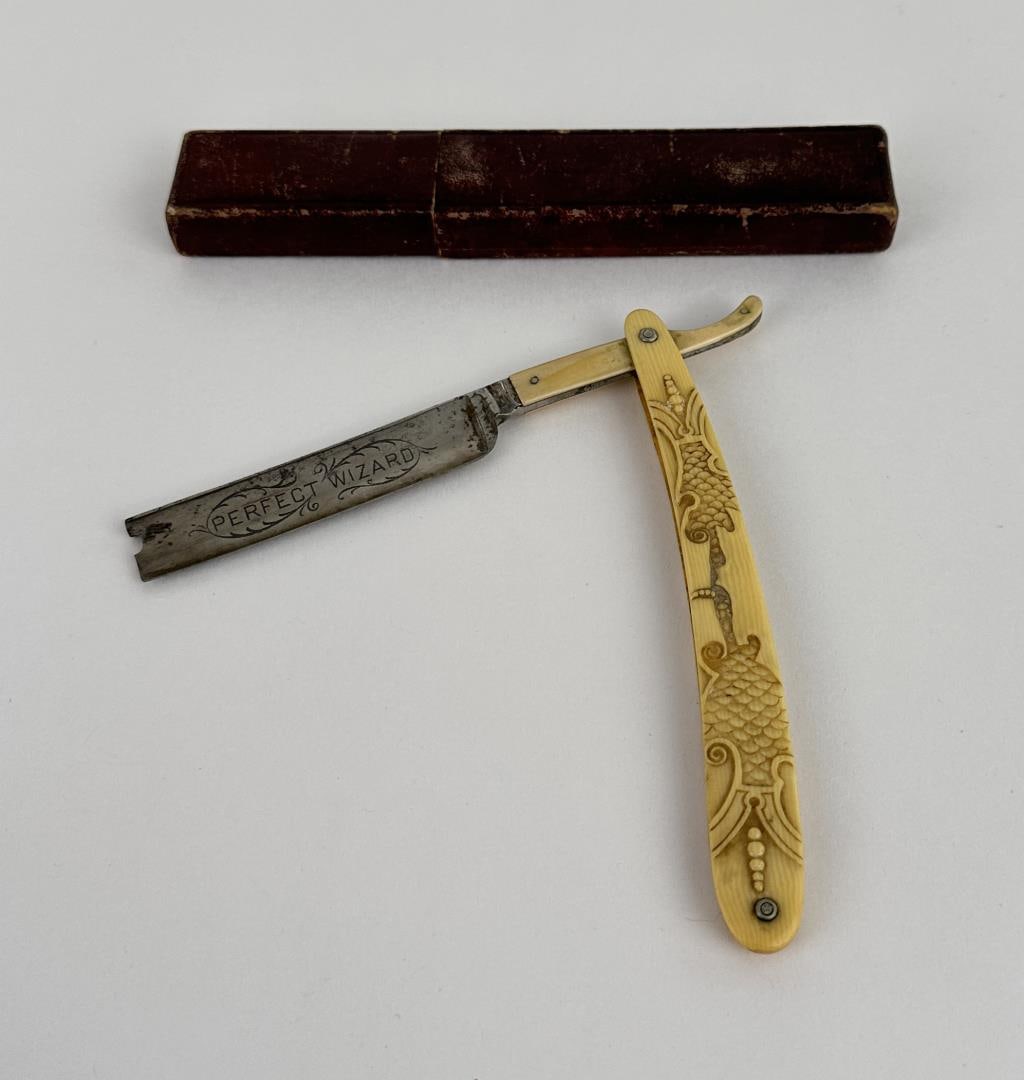 Antique Perfect Wizard Straight Razor Auction
