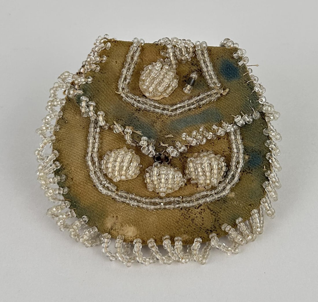 Antique Iroquois Indian Beaded Coin Purse (1 of 5)