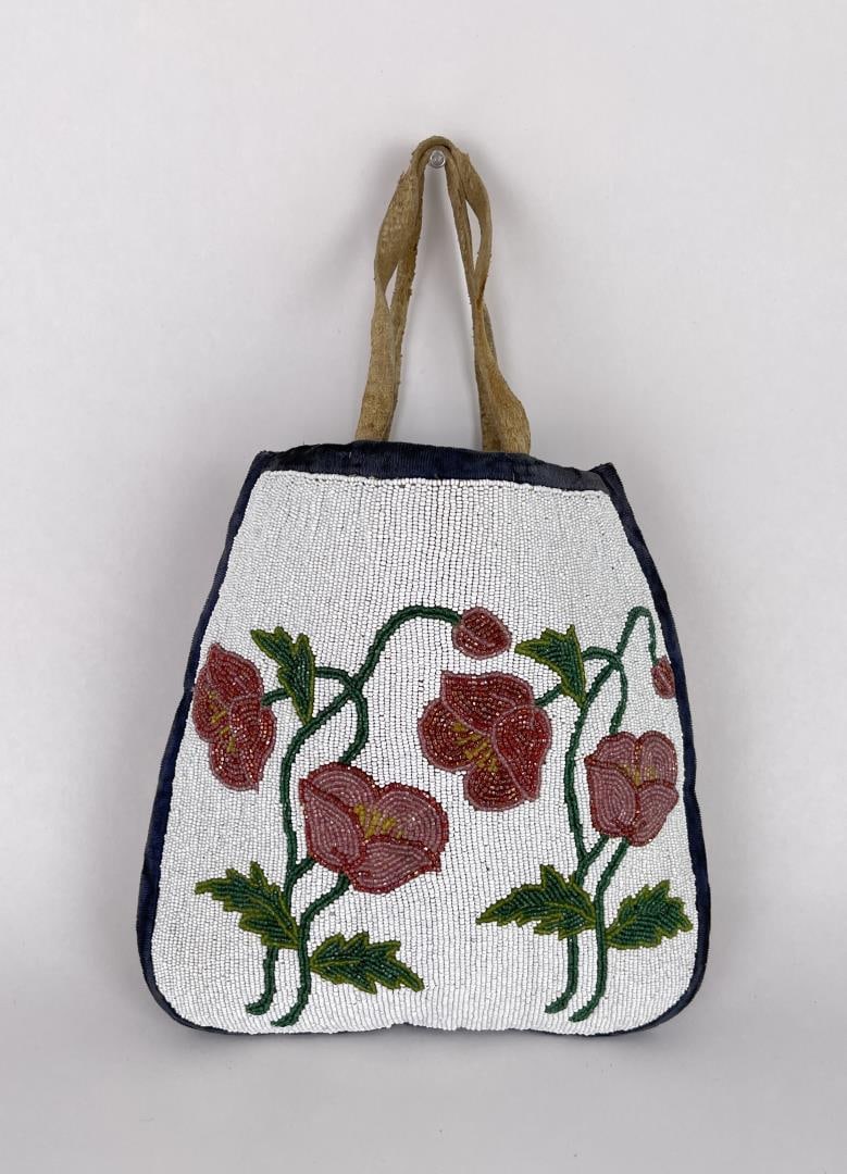 Plateau Native American Indian Beaded Bag (1 of 4)