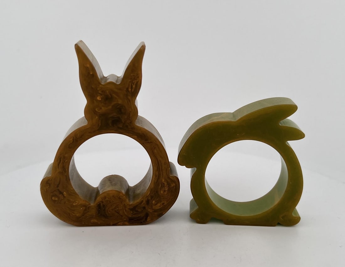 Art Deco Bakelite Rabbit Napkin Rings (1 of 3)