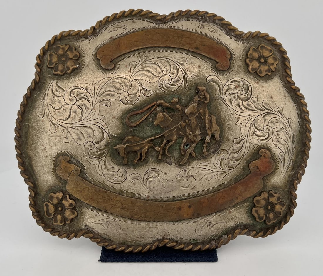 Large Trophy Rodeo Belt Buckle (1 of 3)