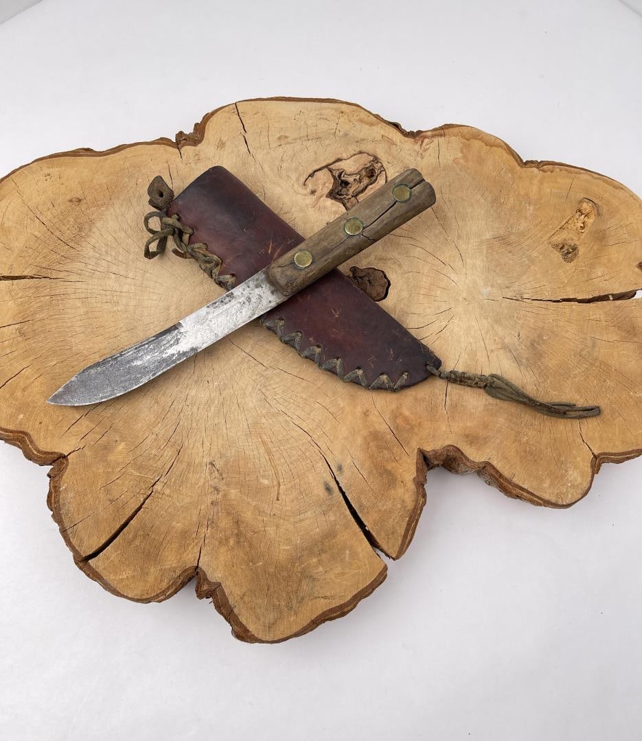 Antique Skinning Butcher Knife: 10 3/4" long.