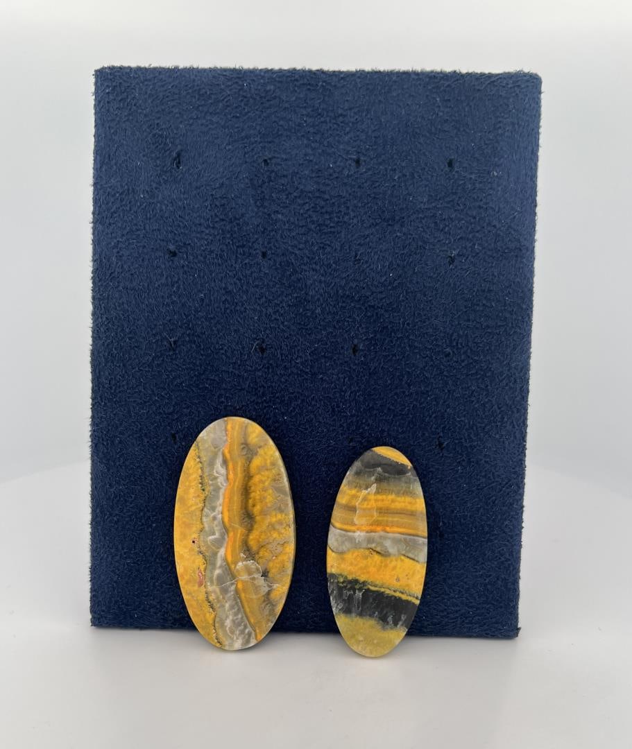 74.5ct Jewelry Grade Bumblebee Jasper Cabochons: 14.89 grams or 74.5 Carats. Largest is 1 3/4" long.