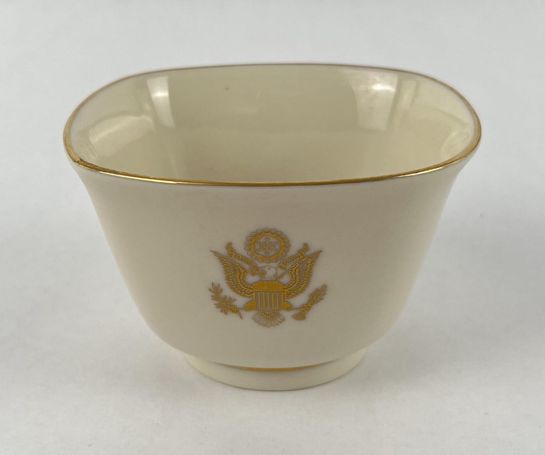 Lenox United States Congress Candy Dish: Measures 2 3/4" tall by 4 1/4" square.