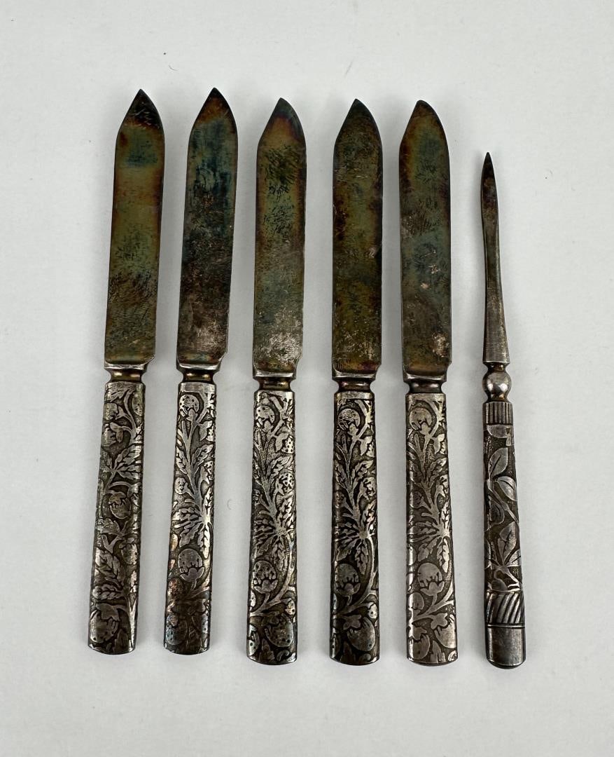 Victorian Silver Plate Knife Set Rogers and Co: Nice grouping.