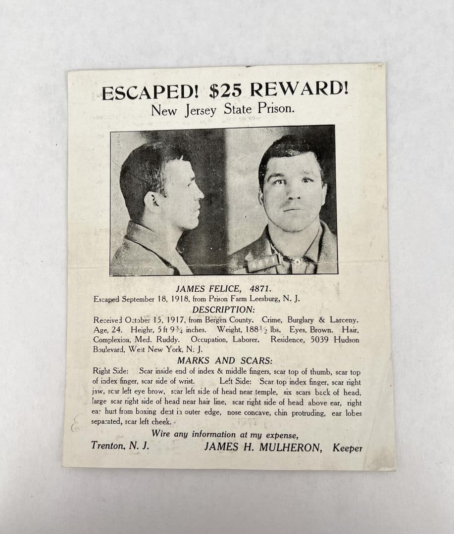 New Jersey Prison Reward Outlaw Bounty Poster: Escaped September 1918. James Felice. Wanted for escaping prison. $25 reward for capture.