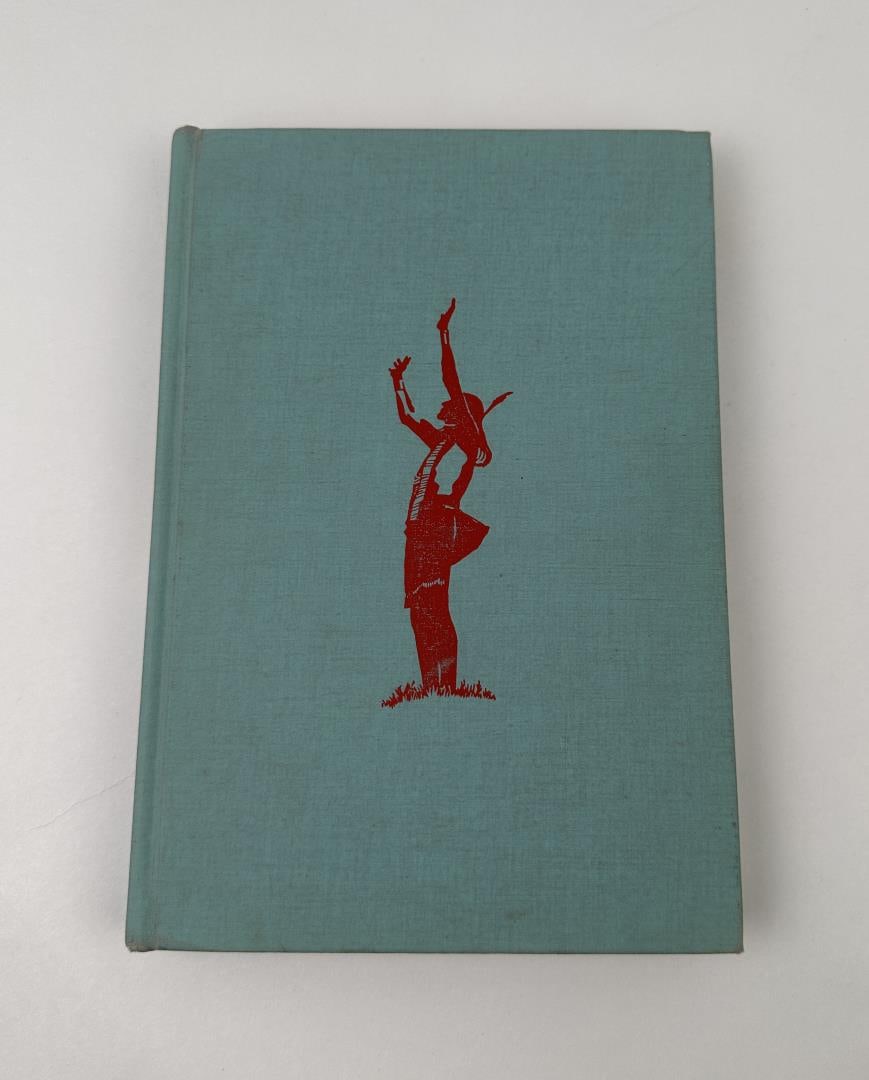 The Sioux of the Rosebud: A History in Pictures. Henry W. Hamilton. 1971