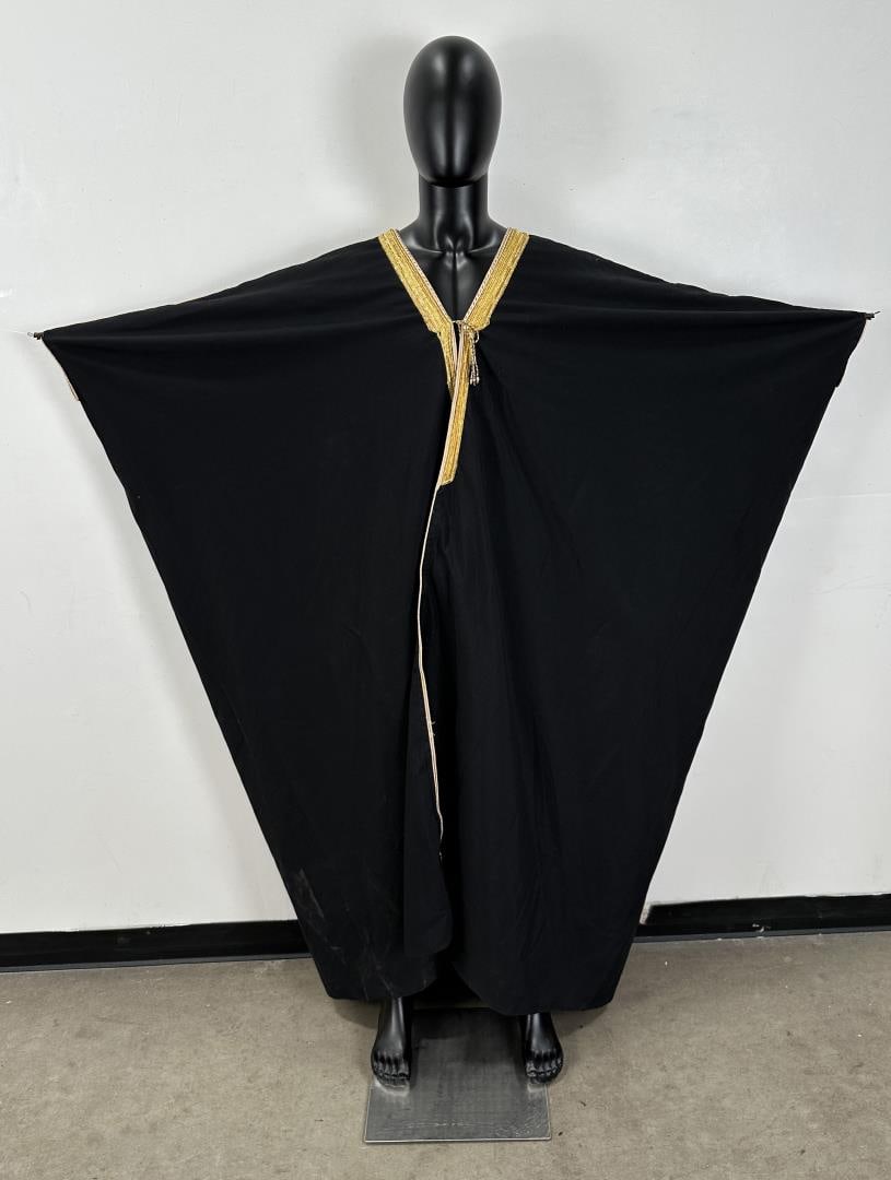 Saudi Arabian Bisht Black And Gold: Measures 57 1/2" long by 43" wide.