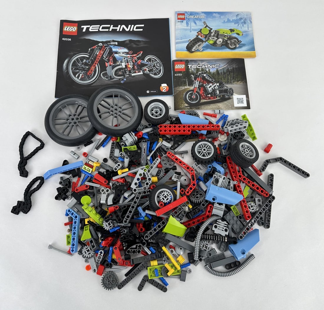 Lego Technic Motorcycle Sets: Set numbers 42036, 31018, 42132