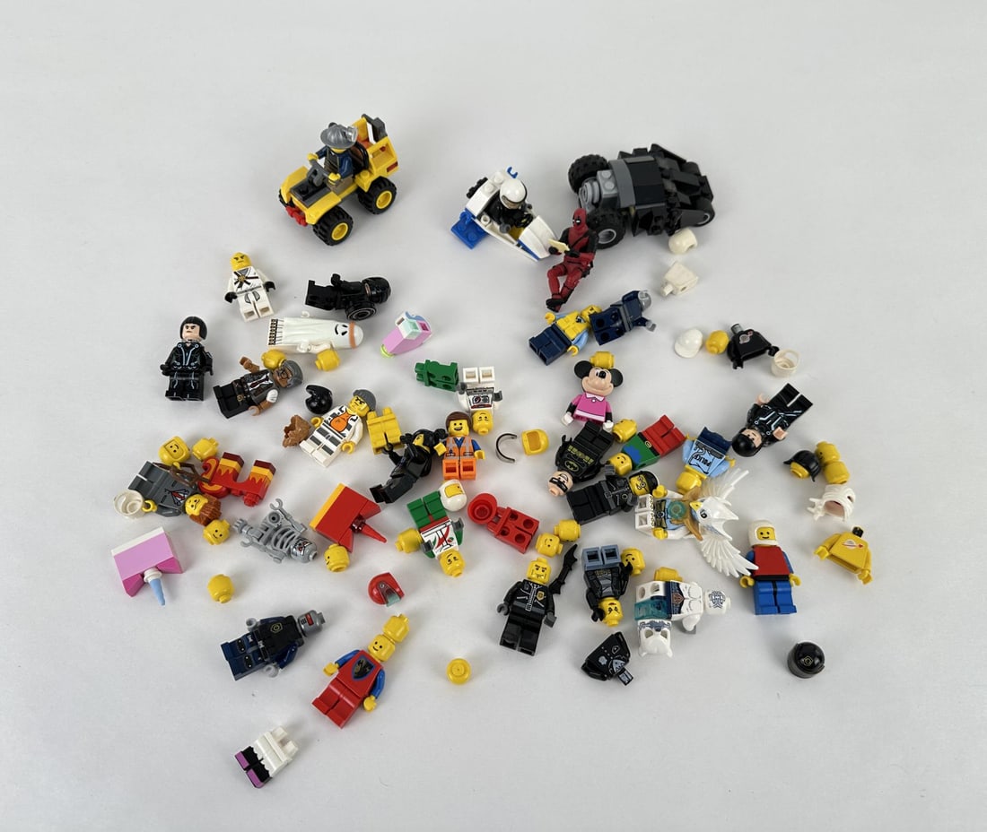 Collection Of Various Series Lego Mini Figures: Nice grouping