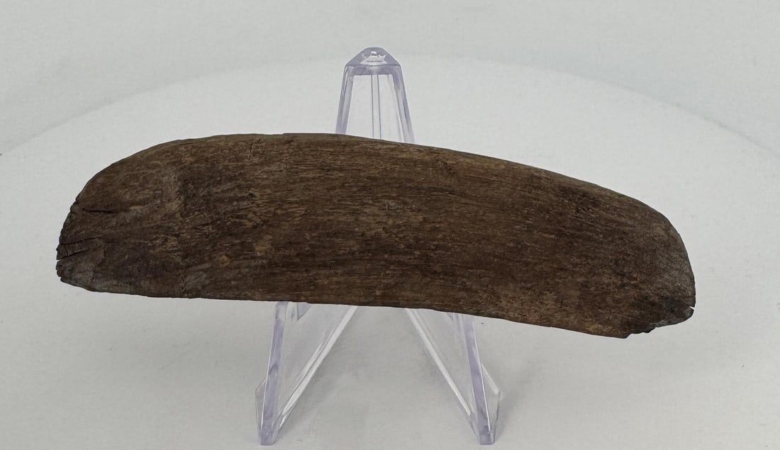 Ancient Alaskan Inuit Eskimo Ulu Handle: 4" long.