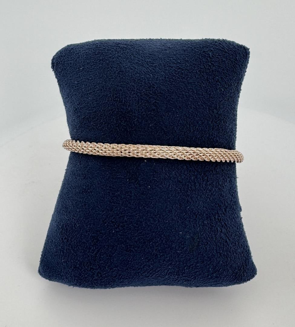 Sterling Silver Mesh Chain Bracelet: 7 1/4" long. 6.8 grams.