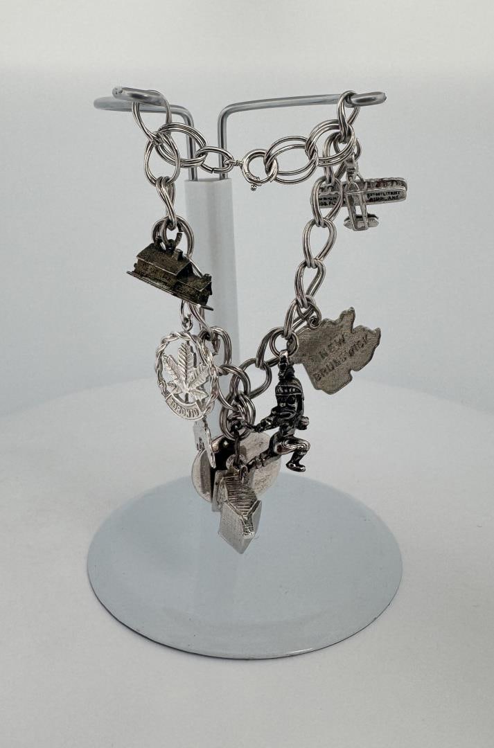 Vintage Sterling Silver Charm Bracelet (1 of 12)