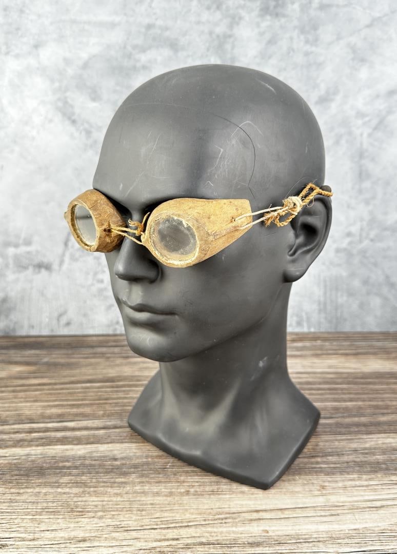 WW2 Japanese Pilot Wooden Goggles (1 of 5)